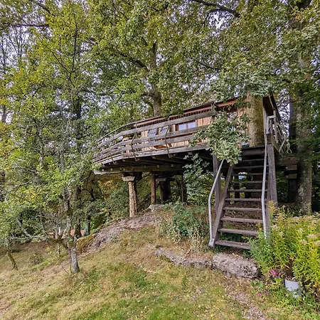 Perchee Avec Terrasse, Sauna Et Bbq A - Fr-1-589-770