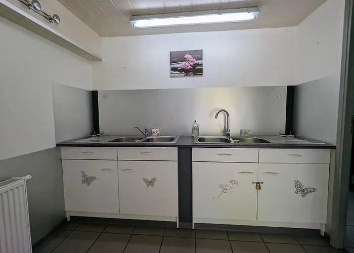 木屋 Perchee Avec Terrasse, Sauna Et Bbq A - Fr-1-589-770 *